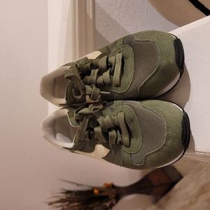 Men Green Sneakers